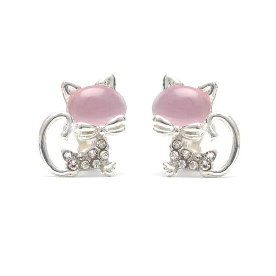 Cats with pink cat-eye-effect stone